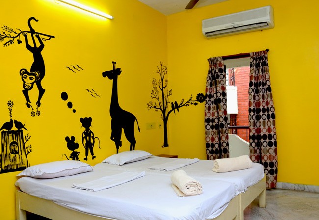elements hostel guesthouse chennai twin room madurai