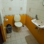 elements hostel guesthouse chennai twin room pondicherry bathroom